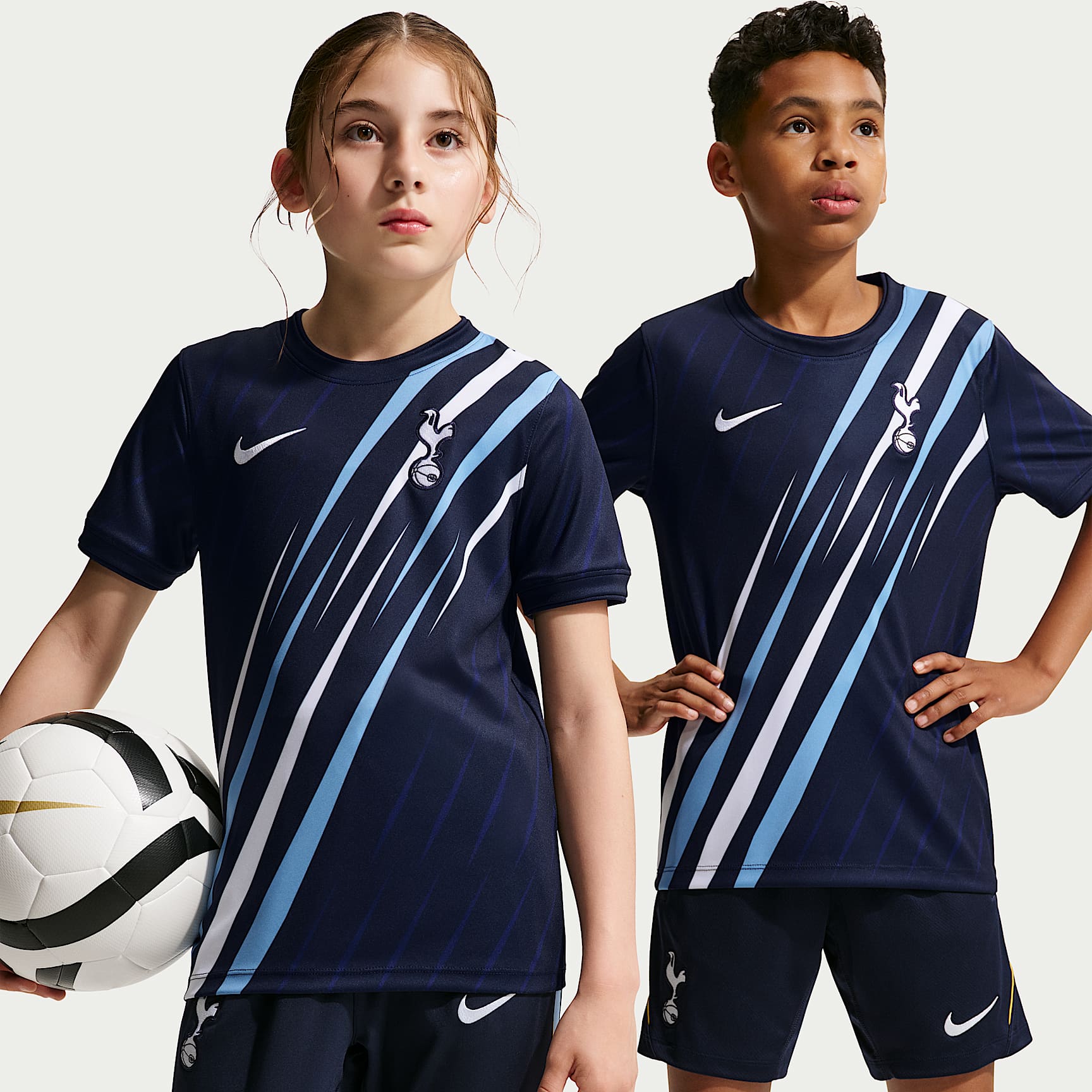 Tottenham Hotspur Big Kids' Nike Dri-FIT Soccer Pre-Match Short